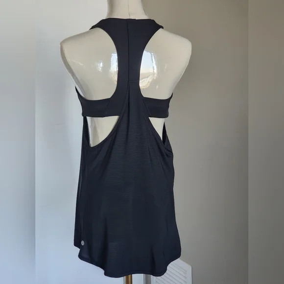 Lululemon 2-In-Run Tank in Black - Picture 11 of 13